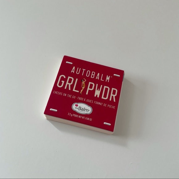 THEBALM COSMETICS Grl Pwder Blush in Bourbon